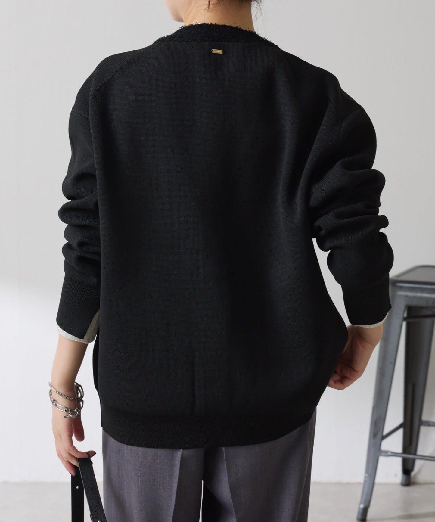 【輕盈/顯氣質】半米蘭針織開衫