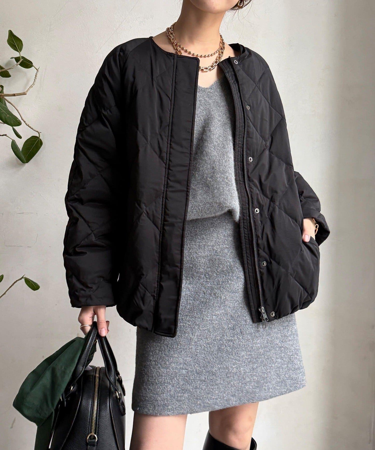 彈力塔夫綢羅紋袖短款羽絨服