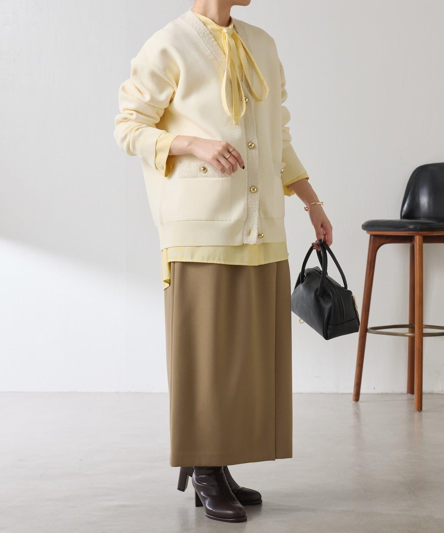 【輕盈/顯氣質】半米蘭針織開衫