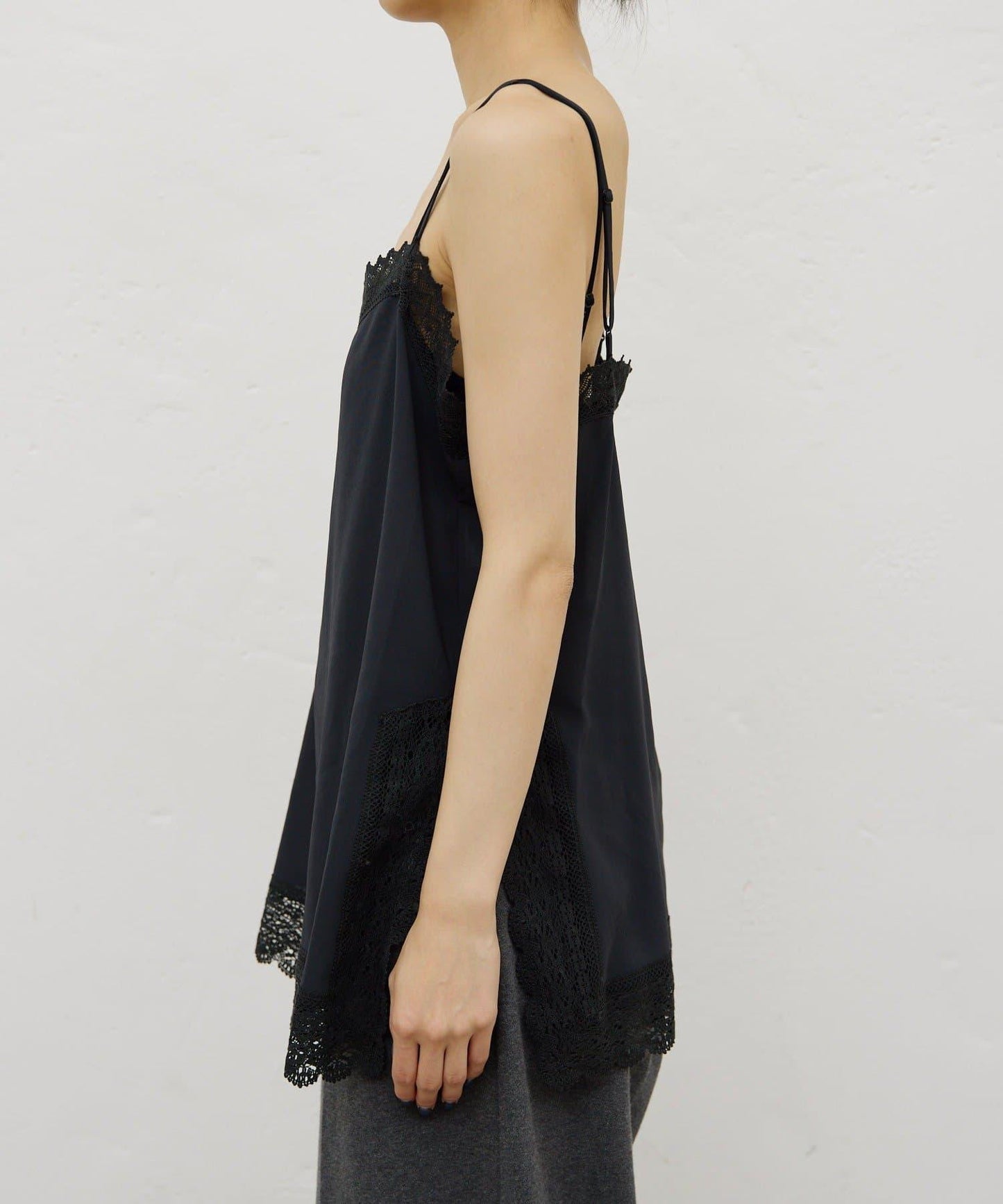 【HERITANOVUM】蕾絲吊帶背心