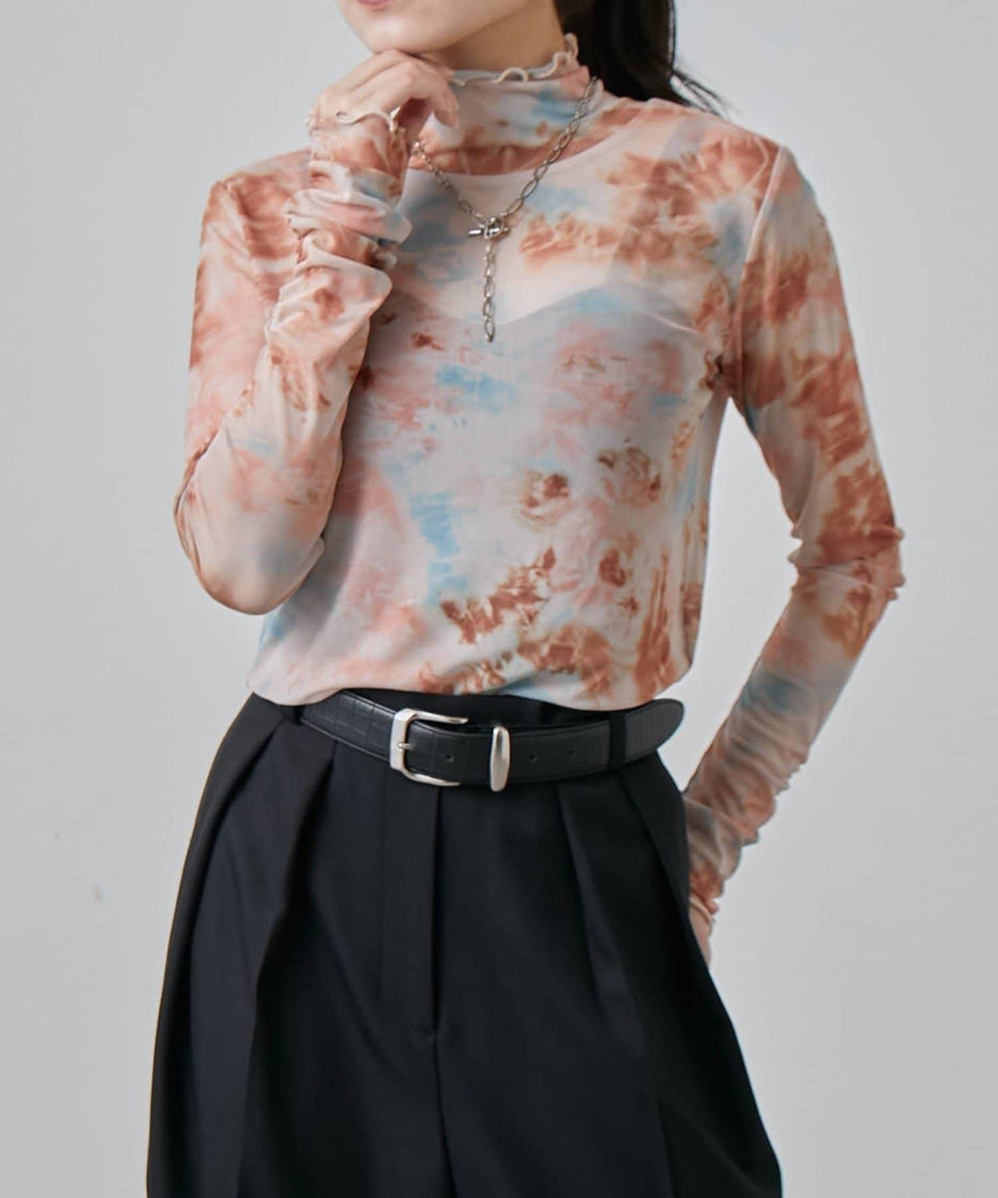 袖褶皺大理石紋透視上衣