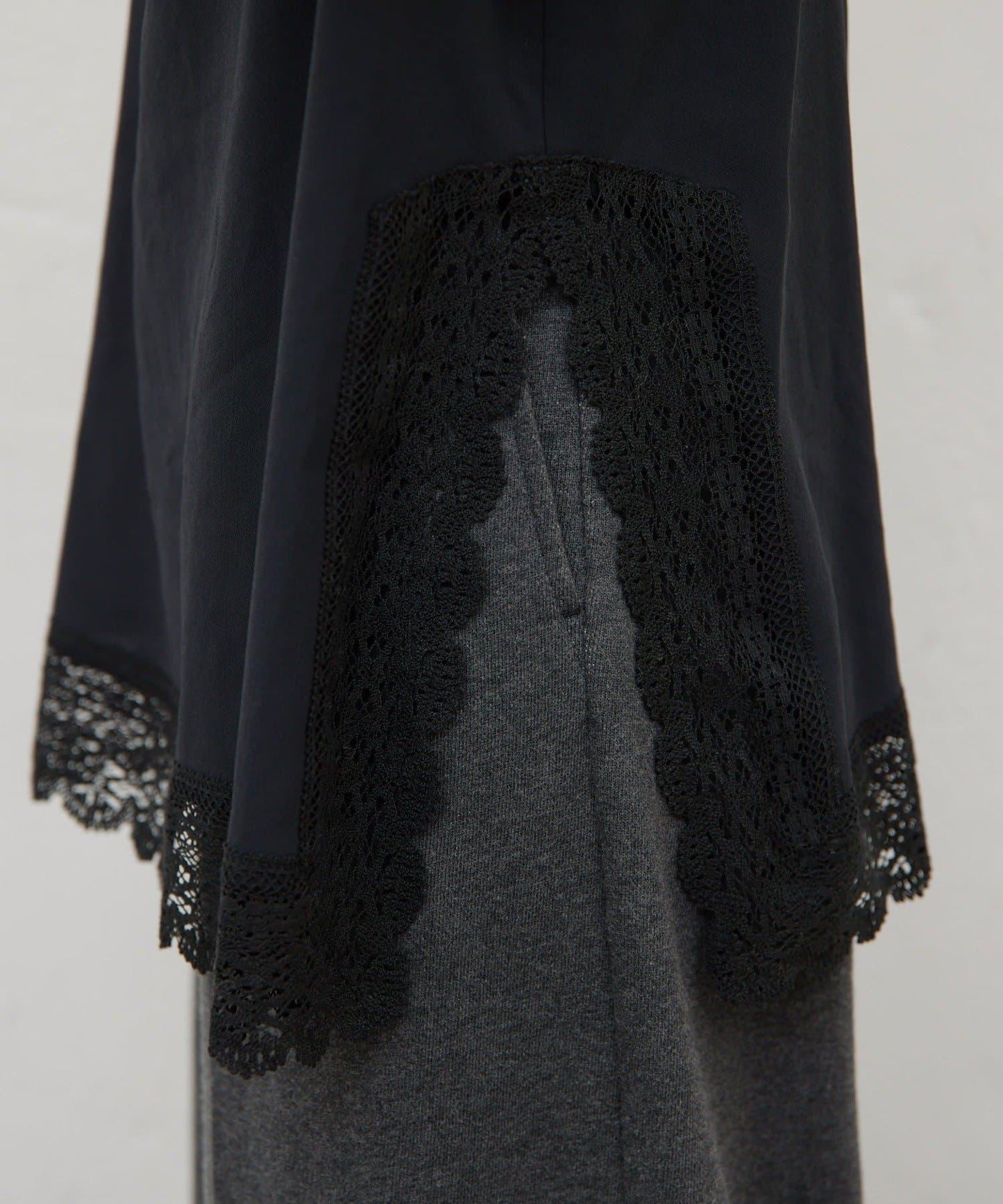 【HERITANOVUM】蕾絲吊帶背心