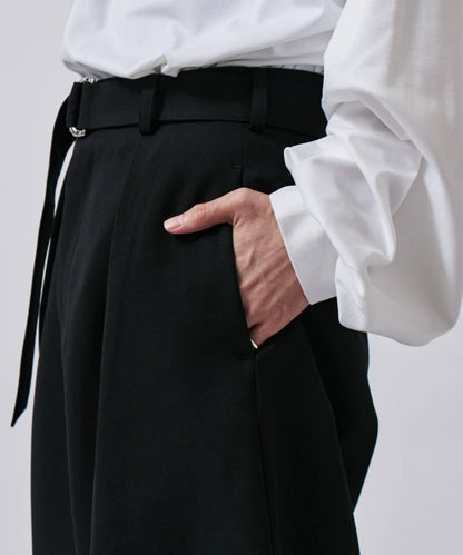 配腰帶雙層布氣球弧形休閒褲