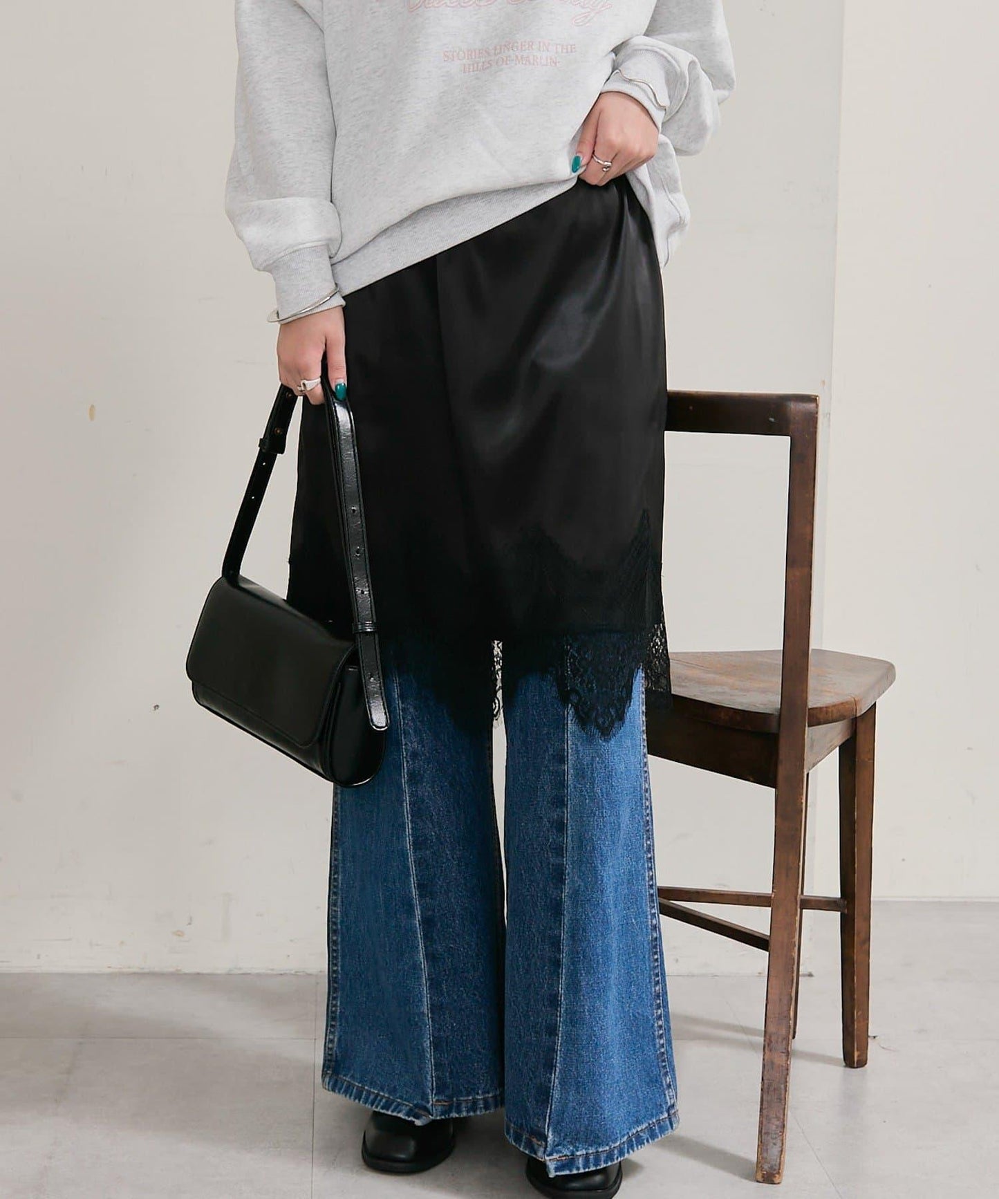 下襬蕾絲多功能半身裙