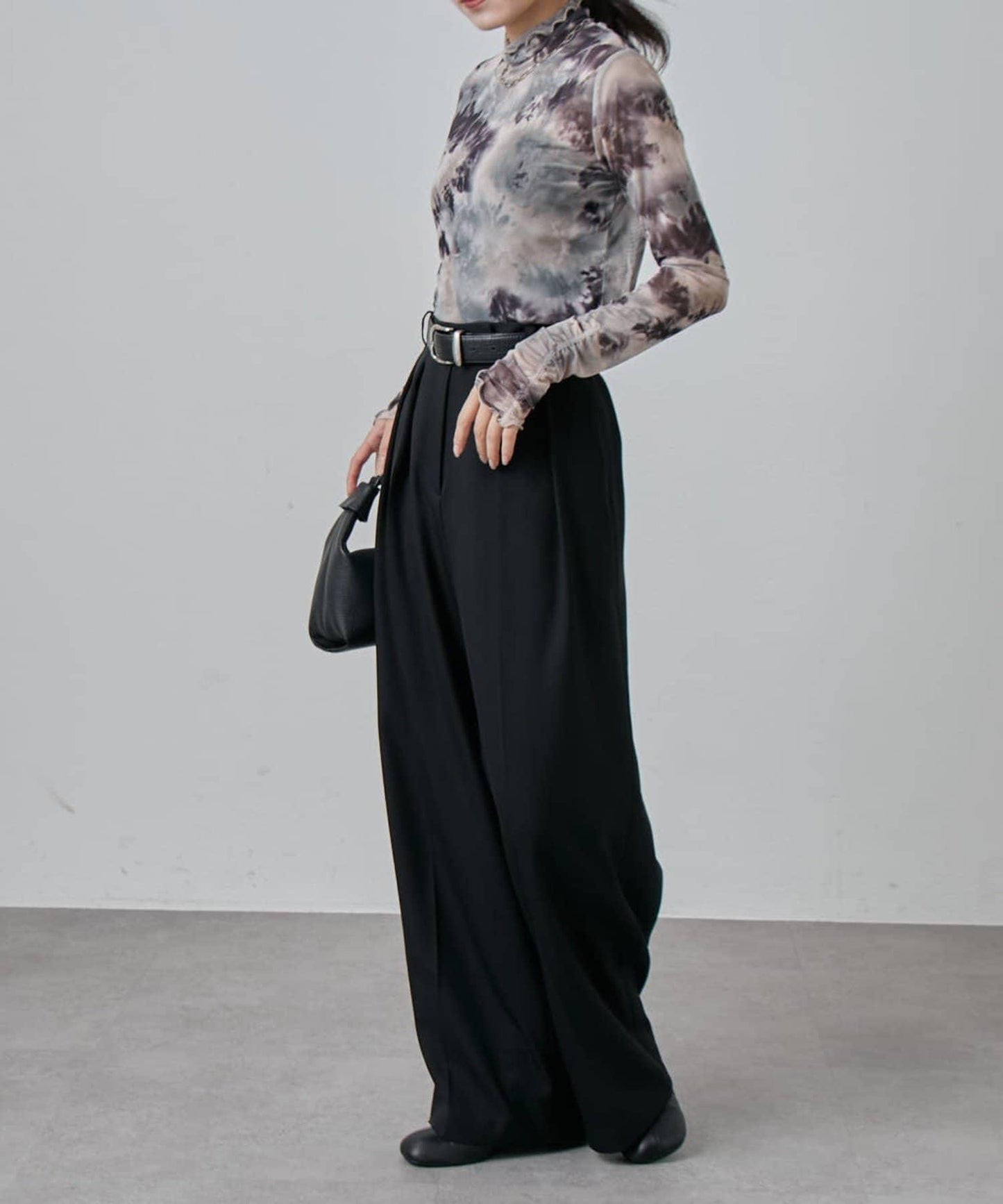 袖褶皺大理石紋透視上衣