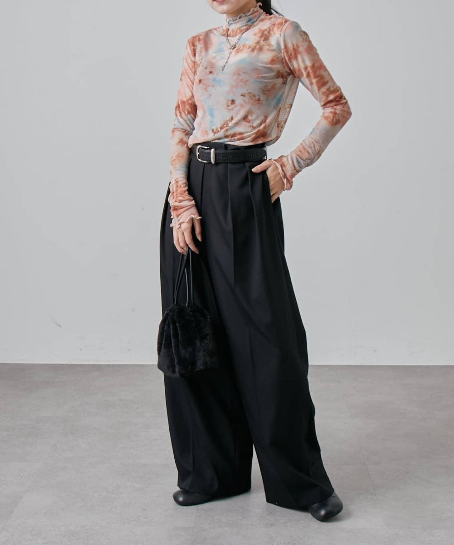 袖褶皺大理石紋透視上衣