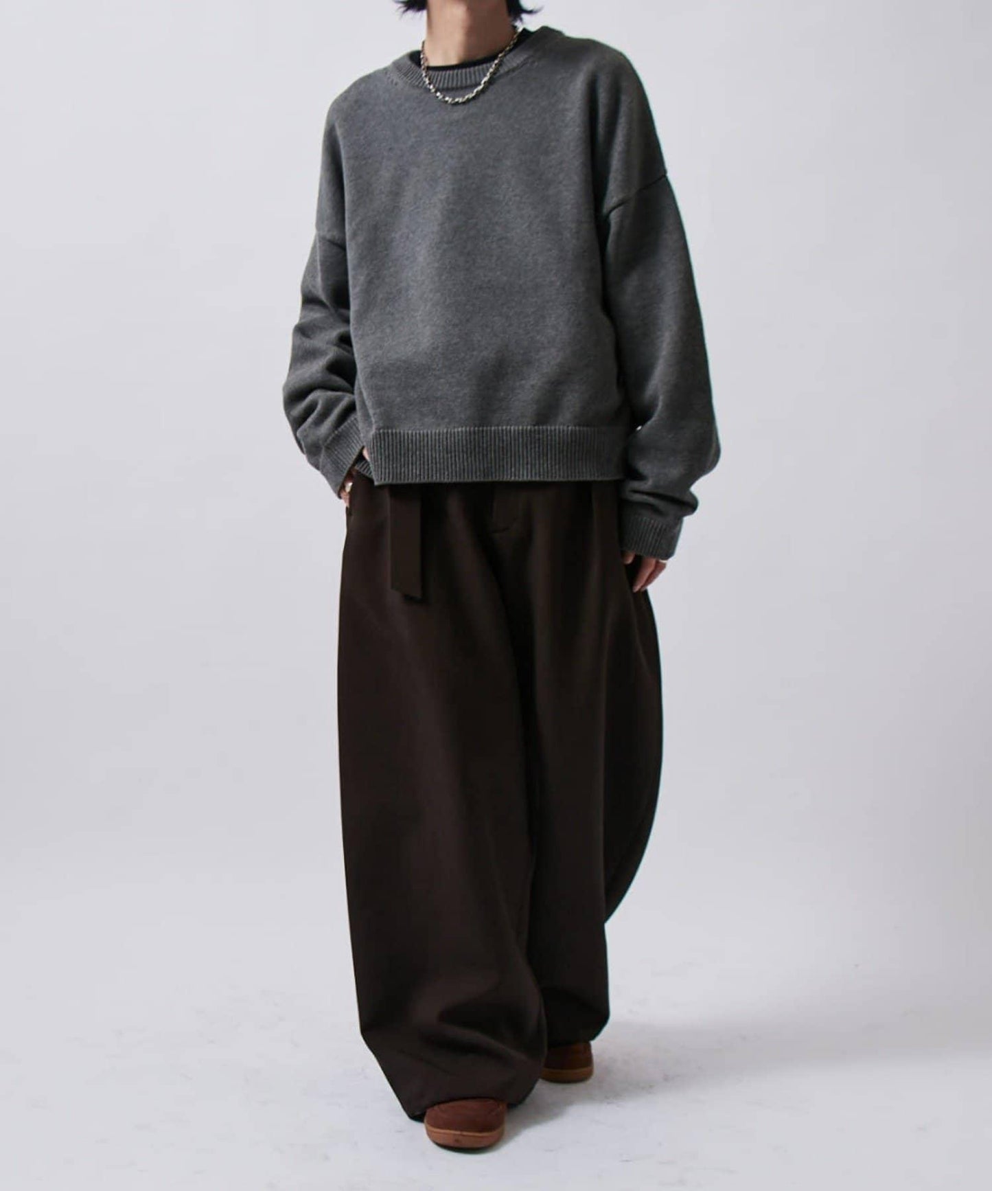 配腰帶雙層布氣球弧形休閒褲