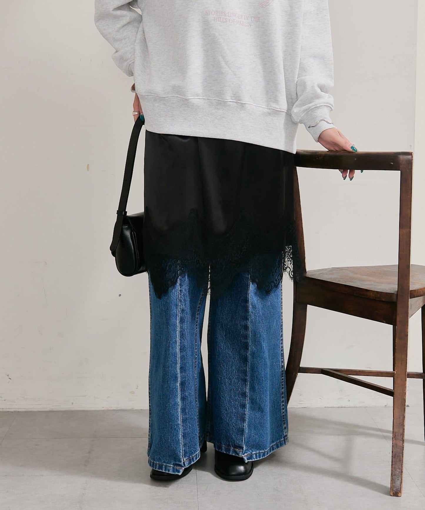 下襬蕾絲多功能半身裙