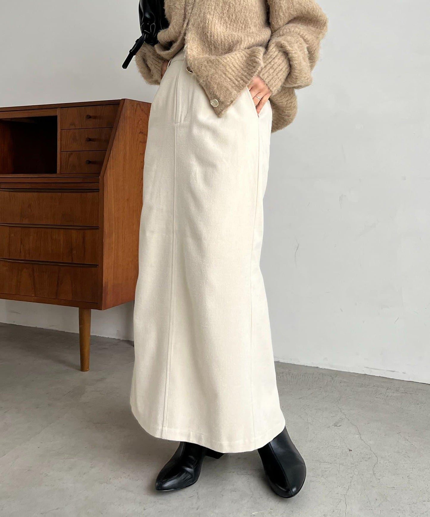 【HAPPY BAG対象】桃皮絨直筒裙