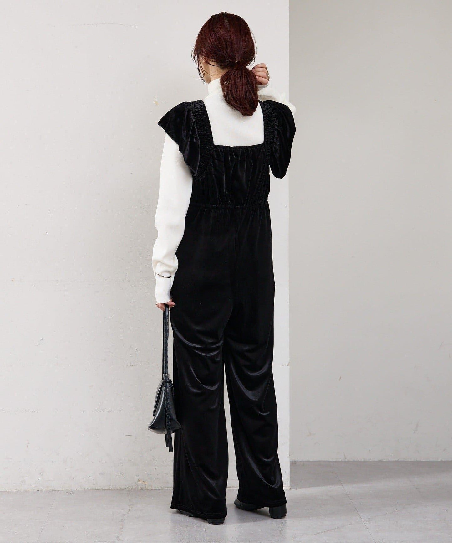 天鵝絨荷葉邊連體褲