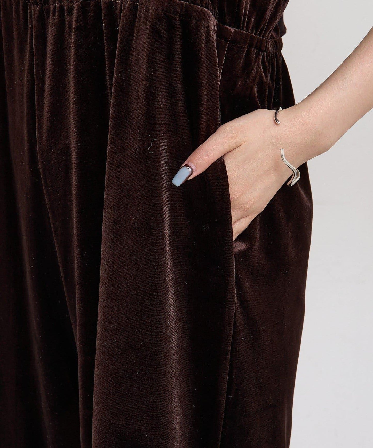 天鵝絨荷葉邊連體褲