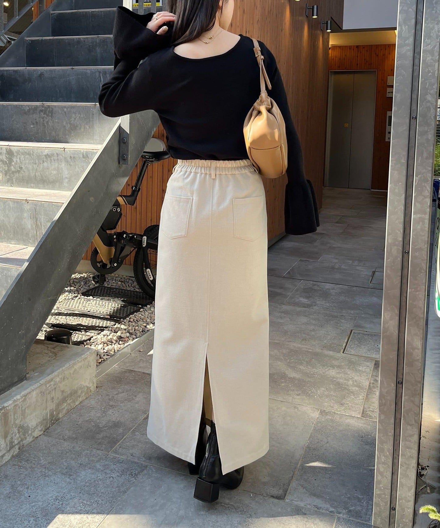 CAPRICIEUX LE'MAGE 喇叭袖 不對稱領 針織上衣