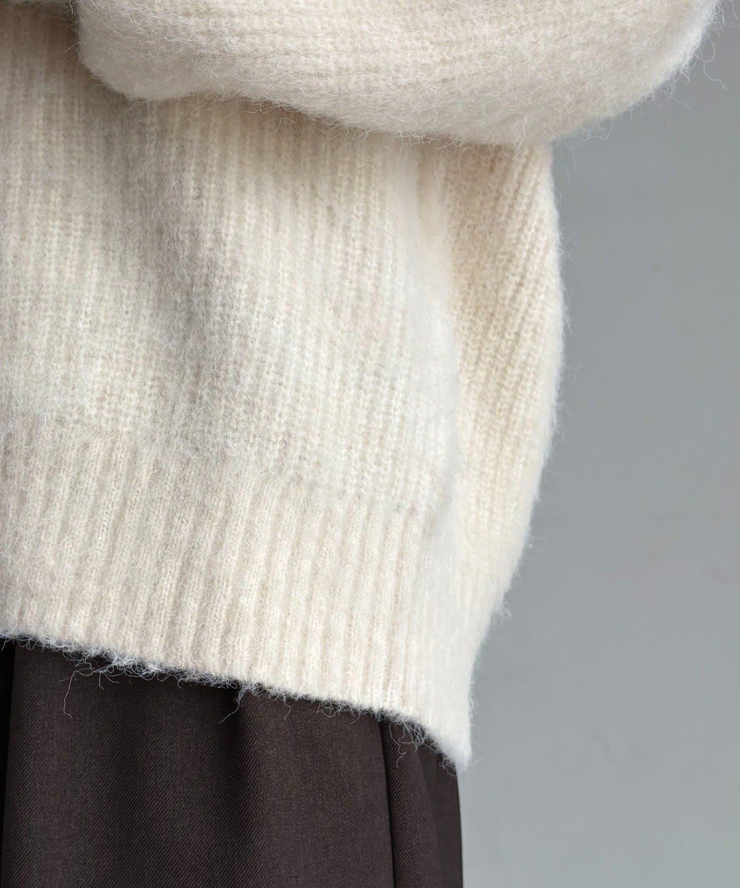 【HAPPY BAG対象】微妙色調紐扣疊穿風開衫