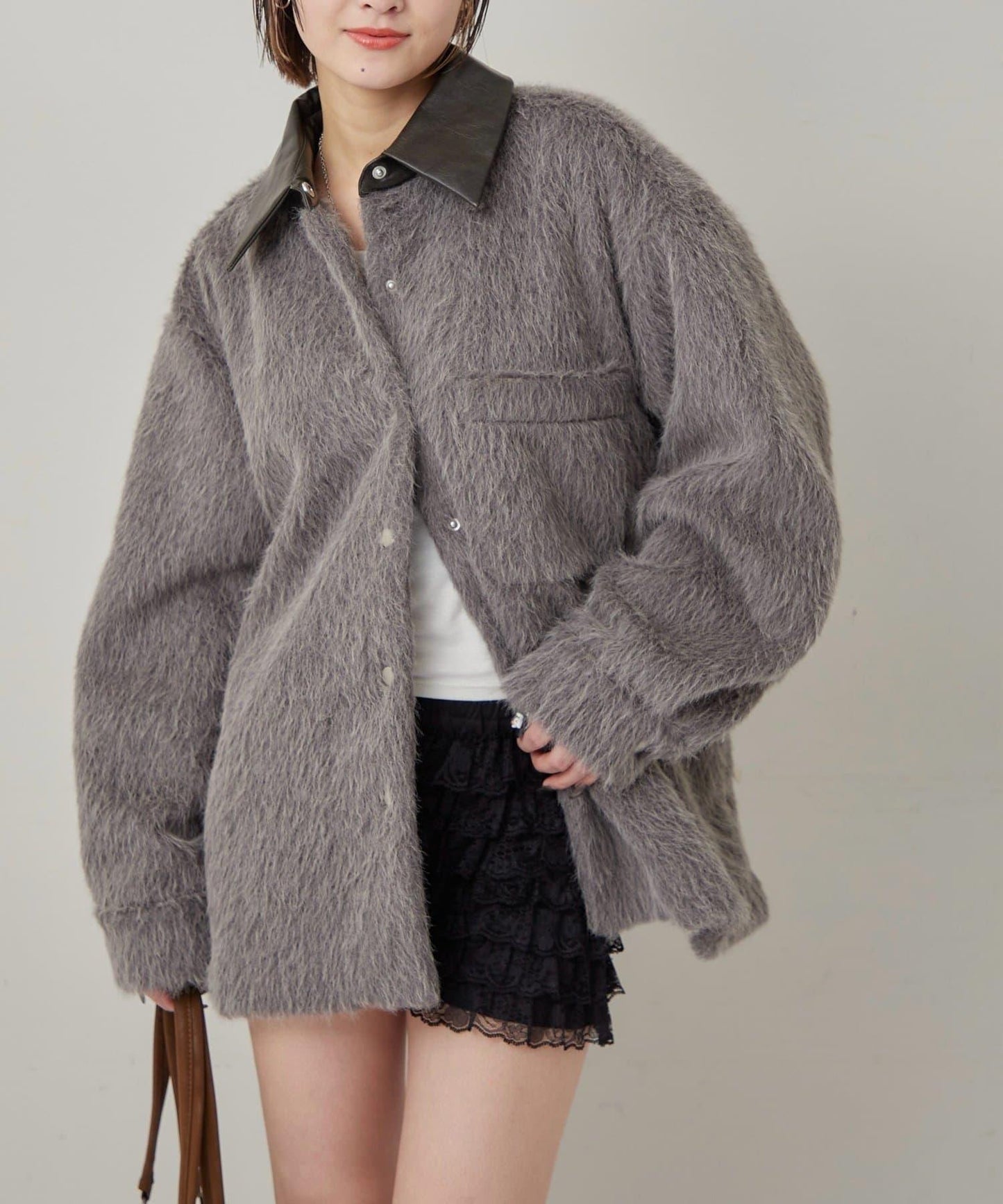 【WHO'S WHO gallery】拼接領口長毛襯衫夾克