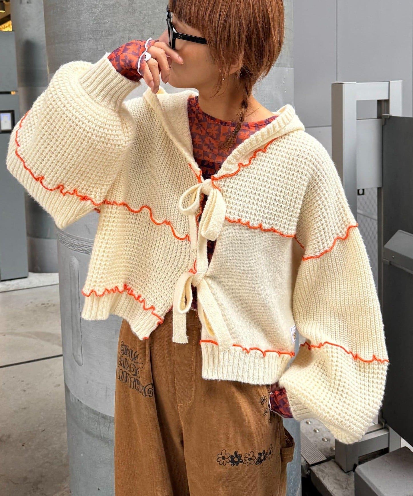 ★【HELLO.SANFRANCISCO/ハローサンフランシスコ】拼色荷葉邊拼接連帽開衫