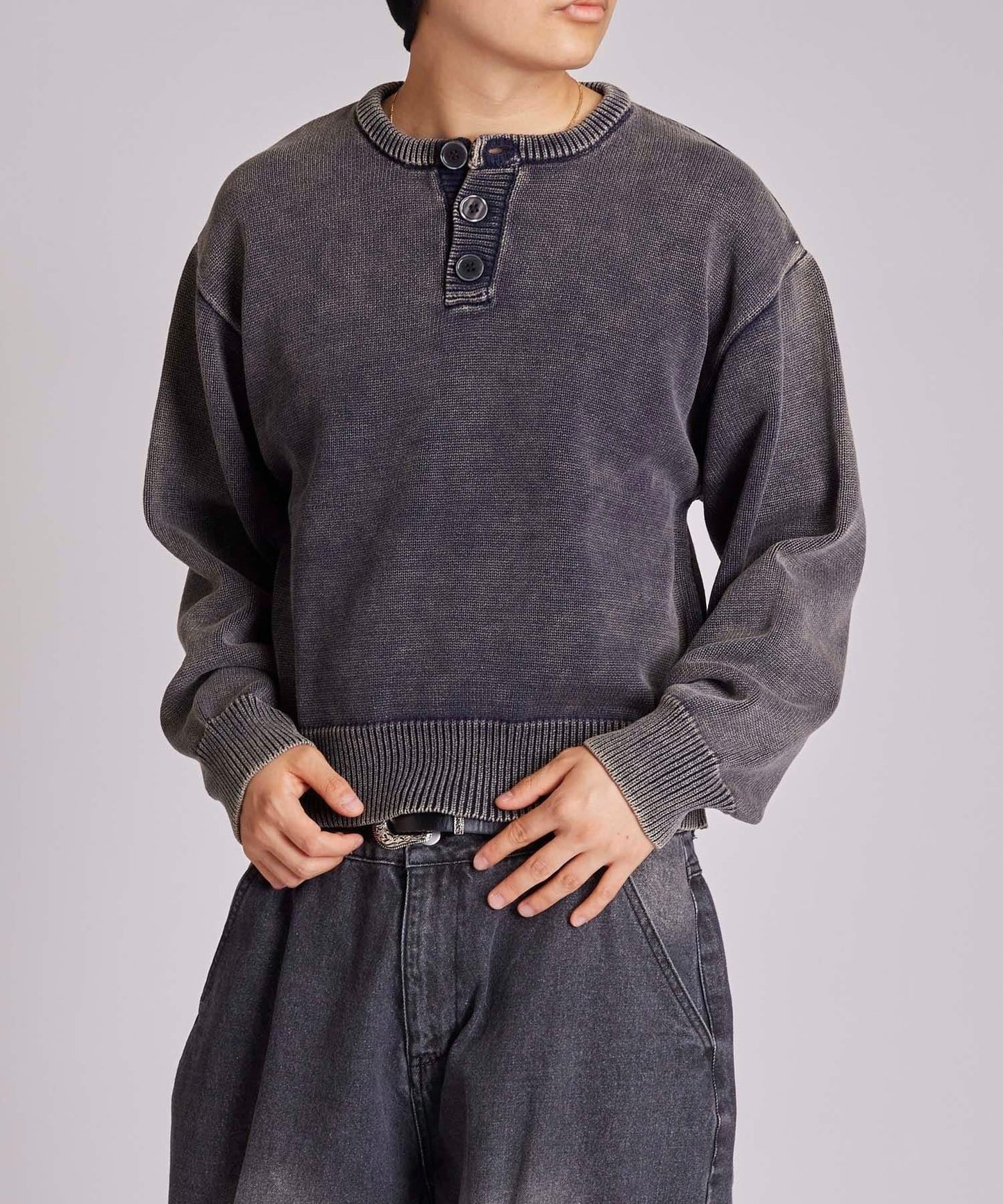 【KOOKY'N】水洗做舊亨利領針織衫