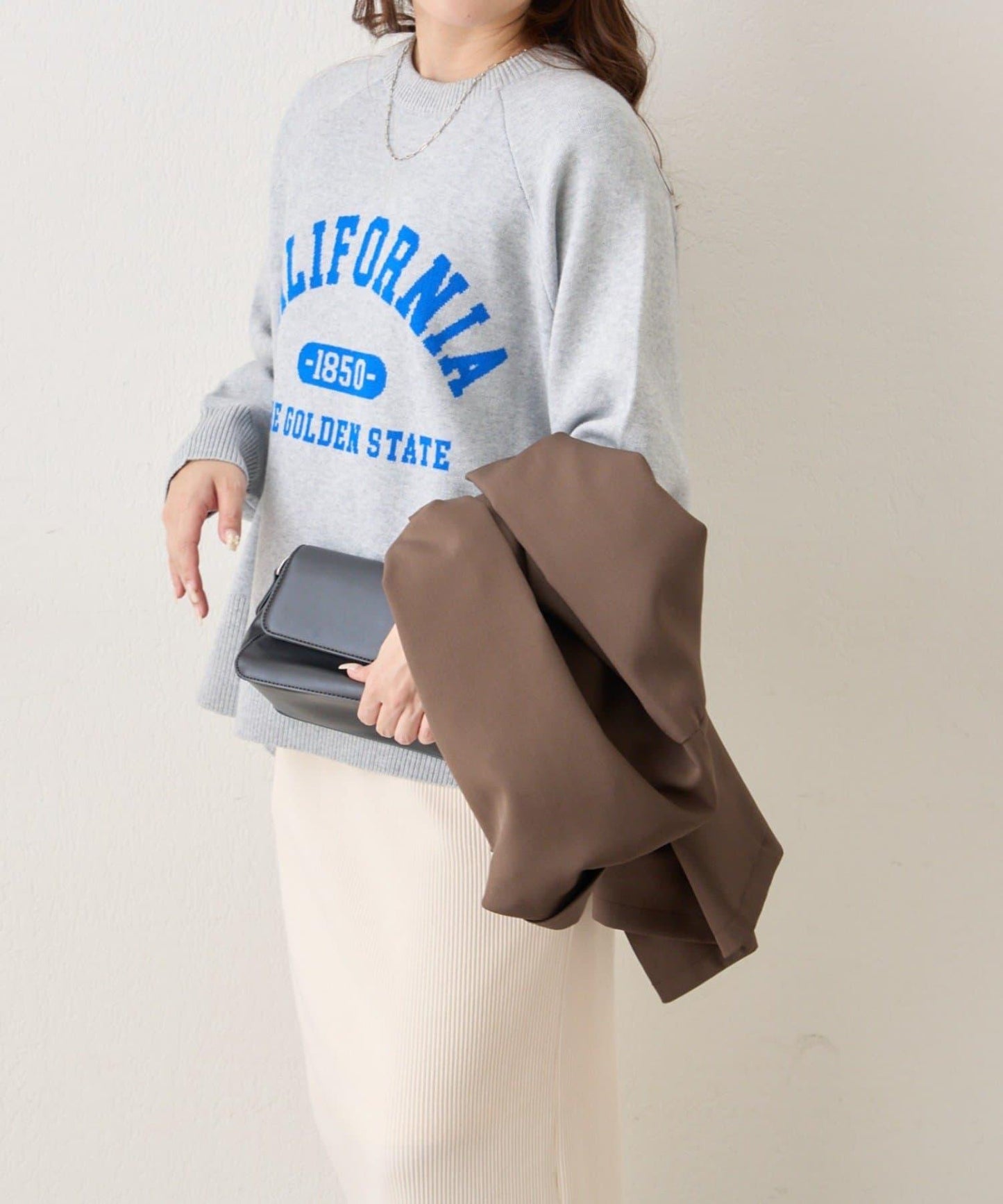 拼色LOGO衛衣風針織套頭衫