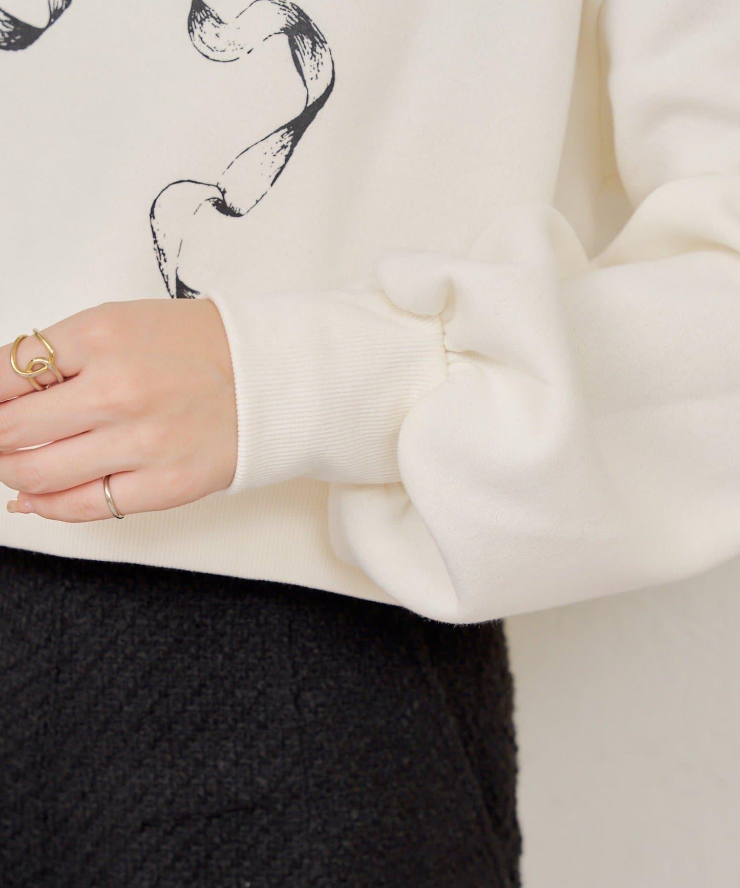 【RMAF】蝴蝶結印花短款衛衣