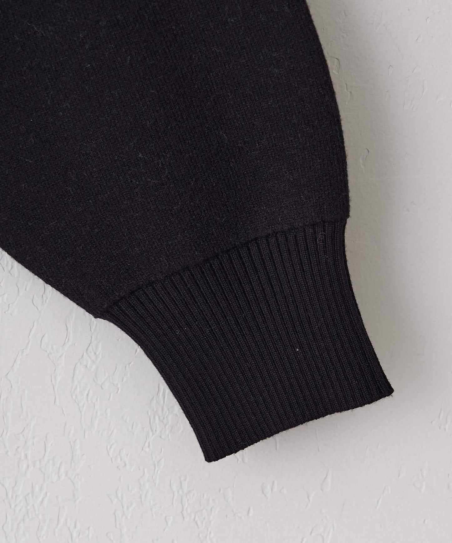 拼色LOGO衛衣風針織套頭衫