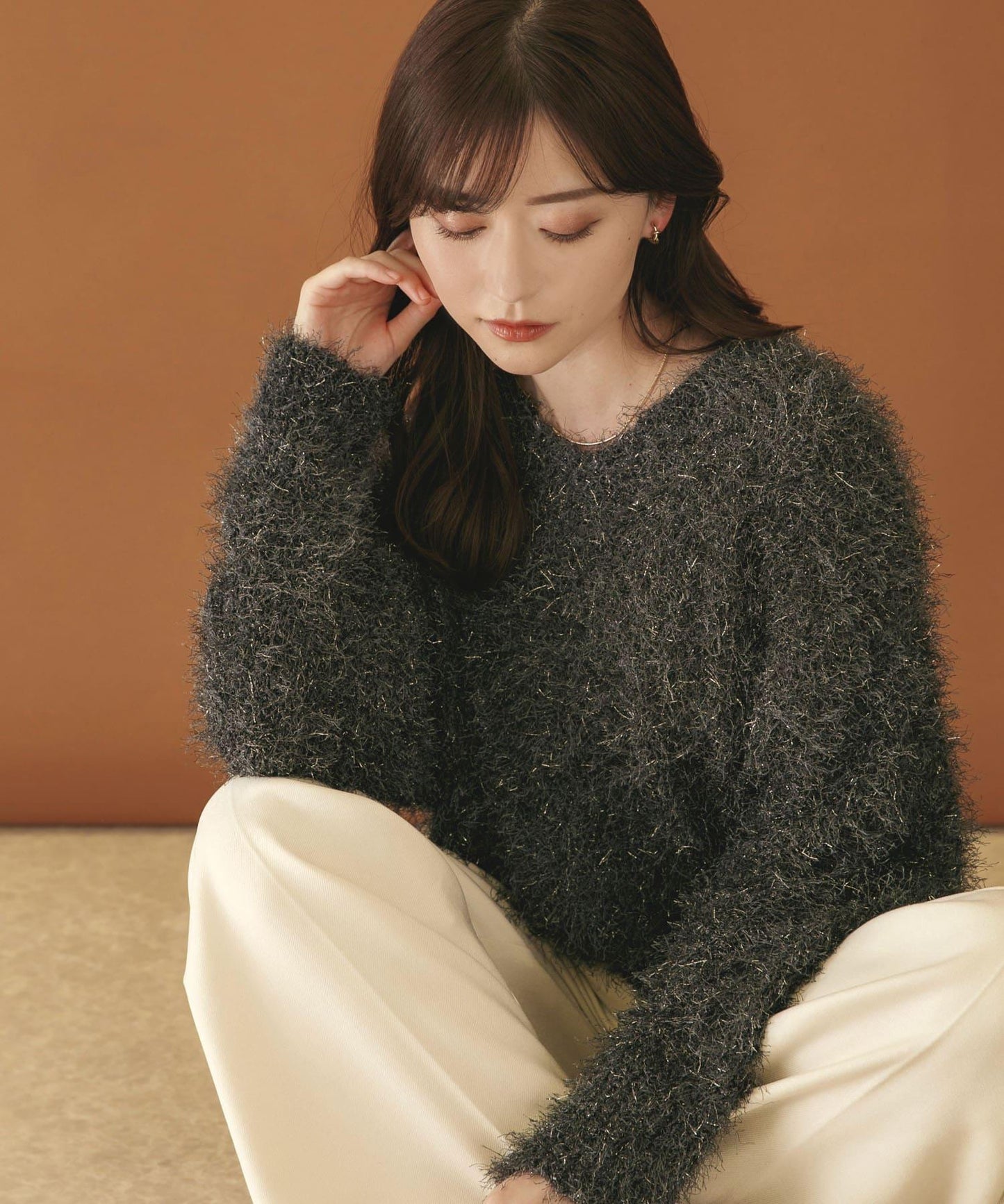 V領亮絲流蘇毛衣