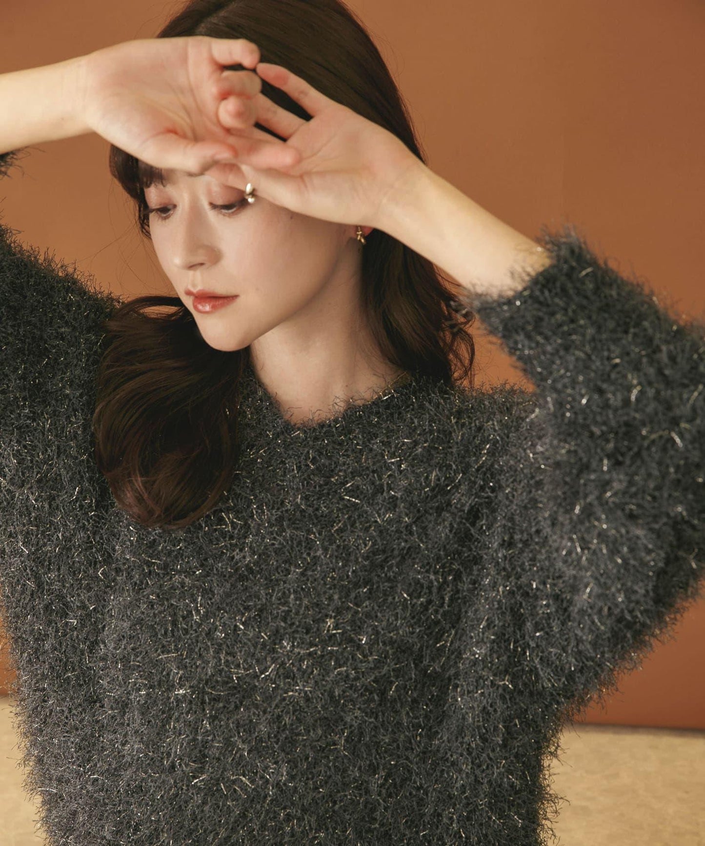 V領亮絲流蘇毛衣