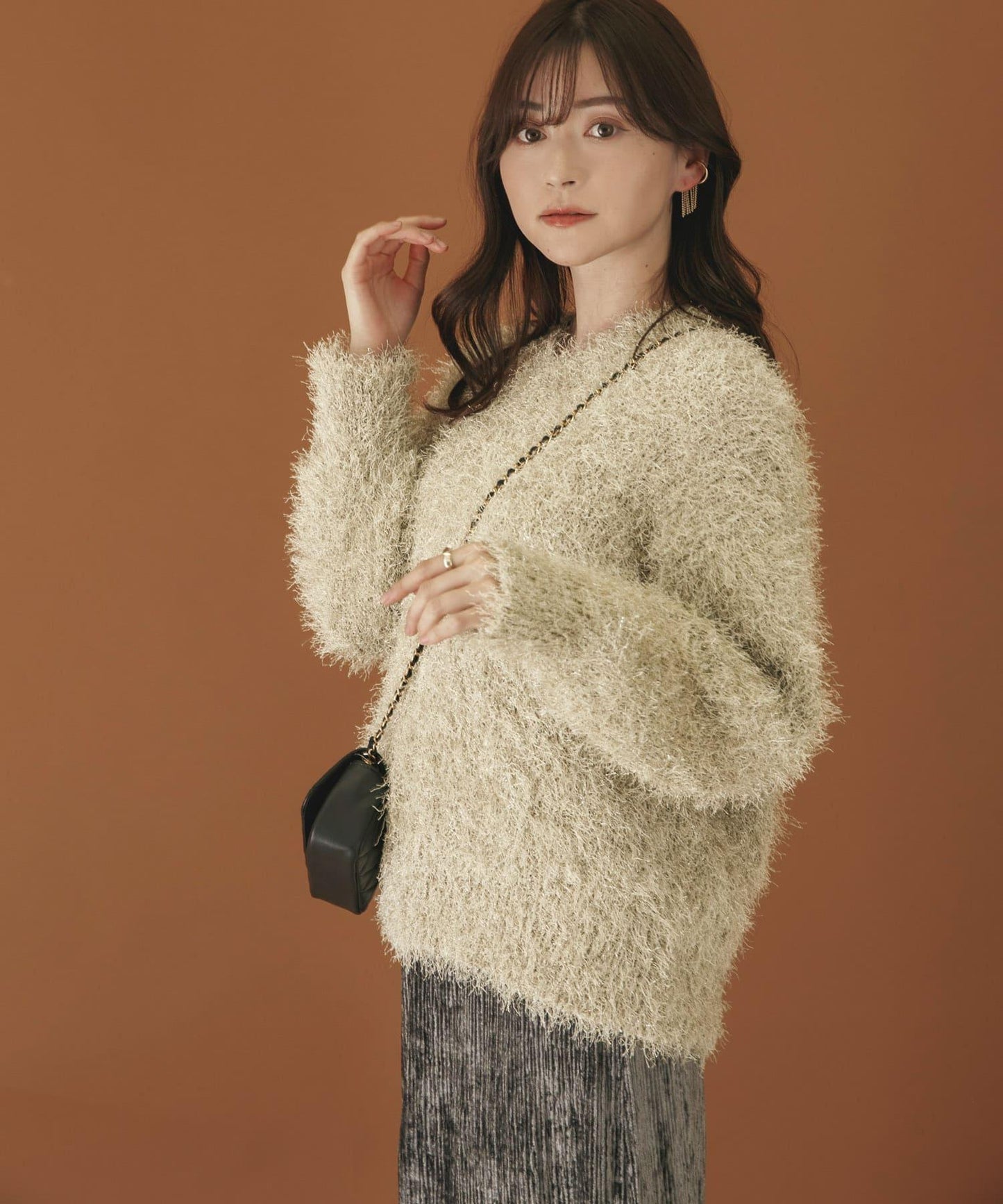 V領亮絲流蘇毛衣