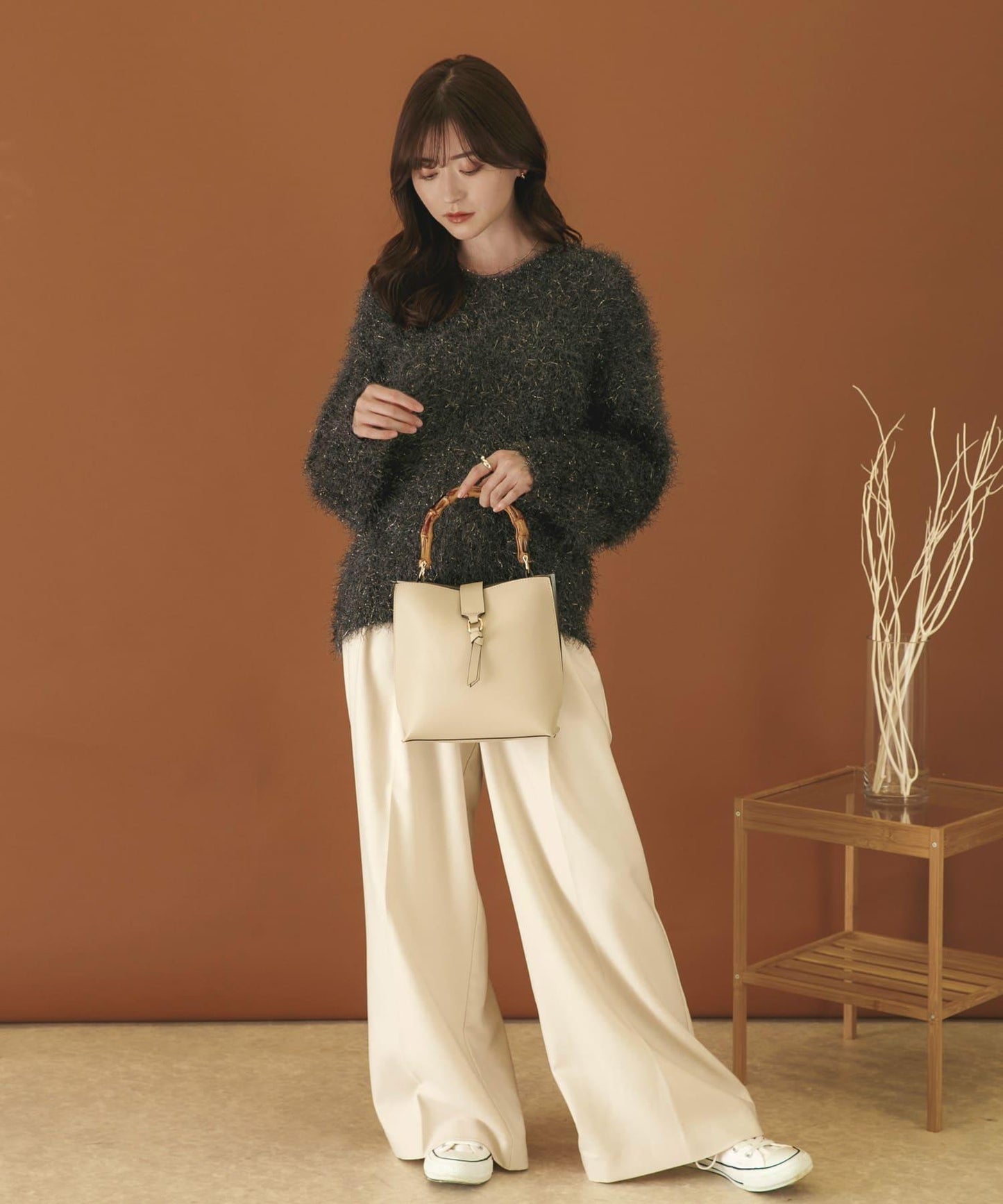 V領亮絲流蘇毛衣