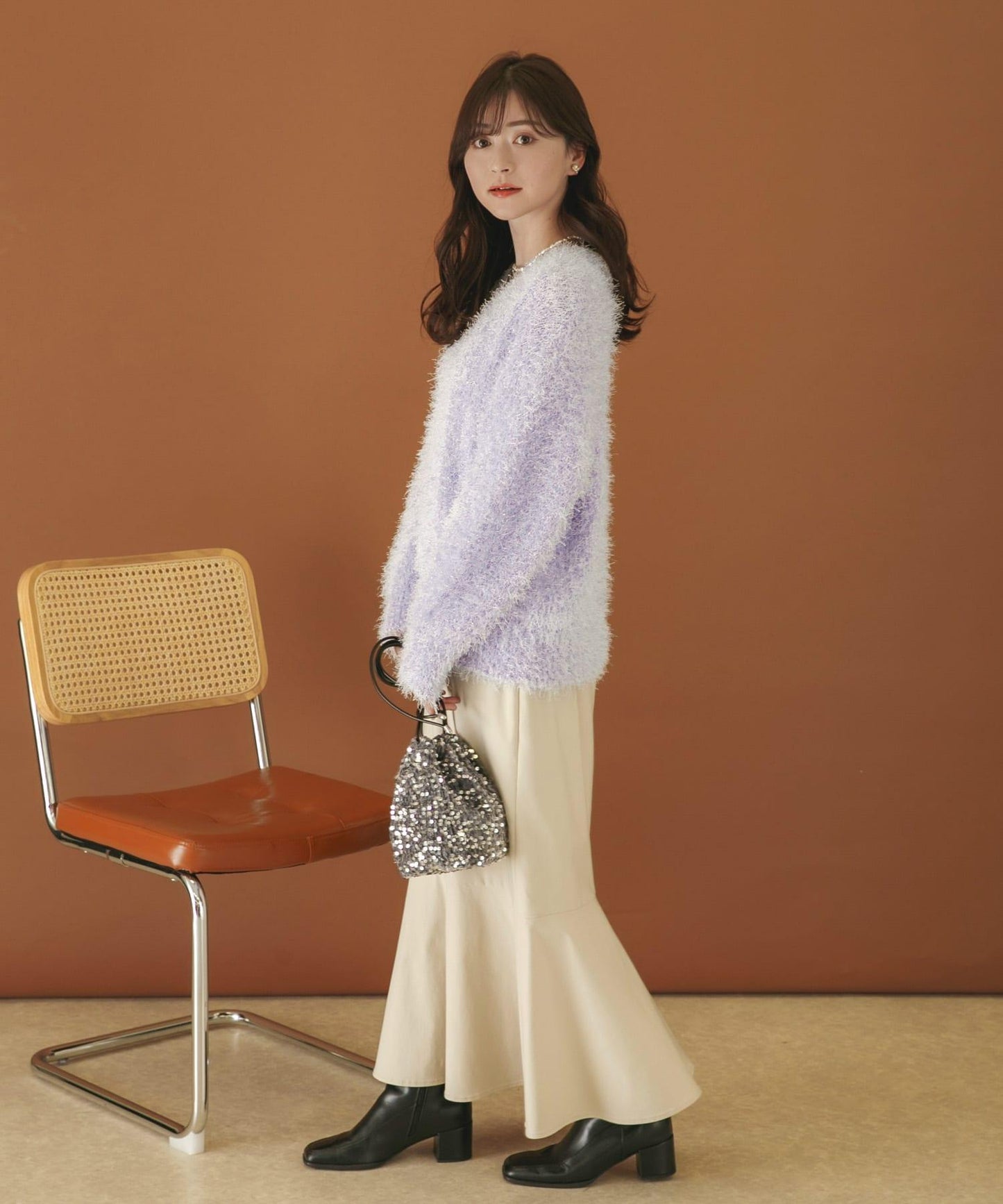 V領亮絲流蘇毛衣