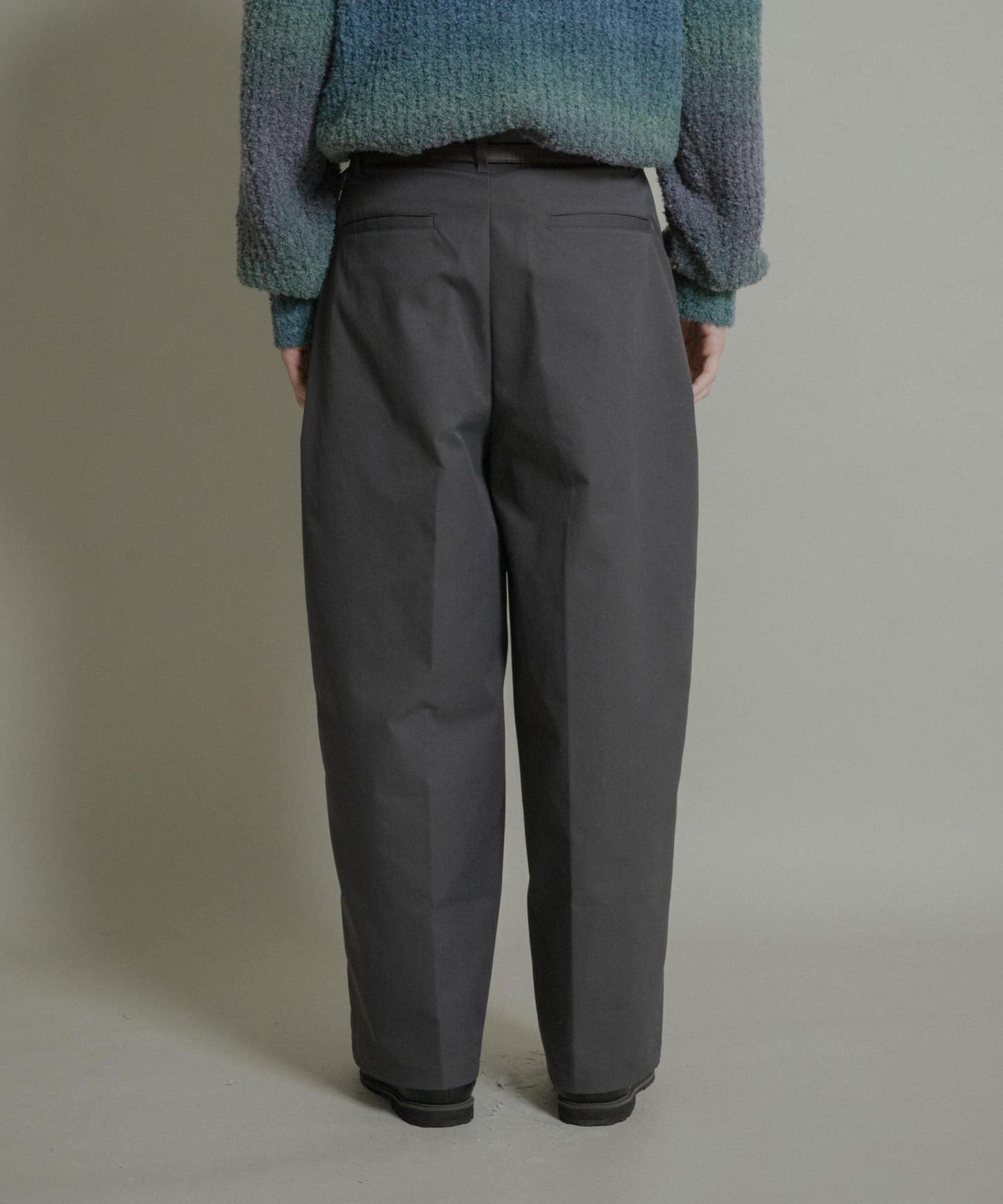 壓褶寬鬆西裝褲