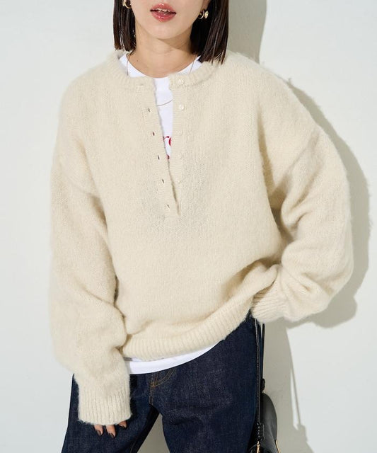 羊毛觸感磨毛亨利領針織衫