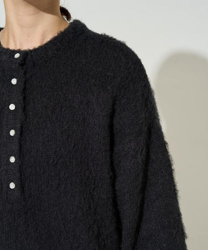 羊毛觸感磨毛亨利領針織衫