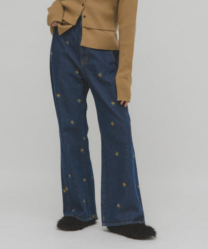 拼接口袋喇叭牛仔褲