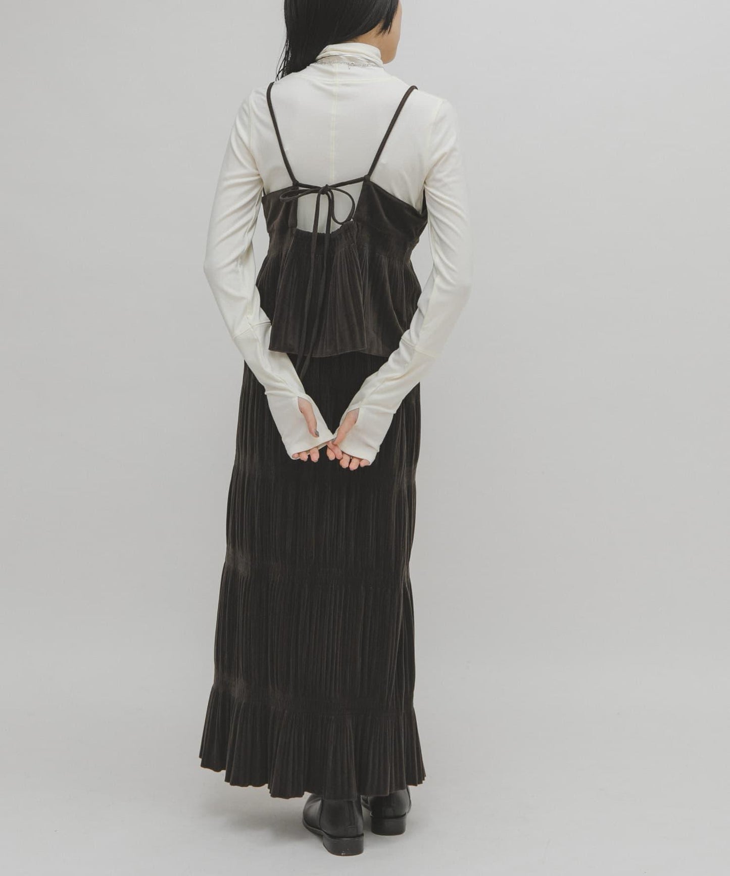 百褶拼接連衣裙