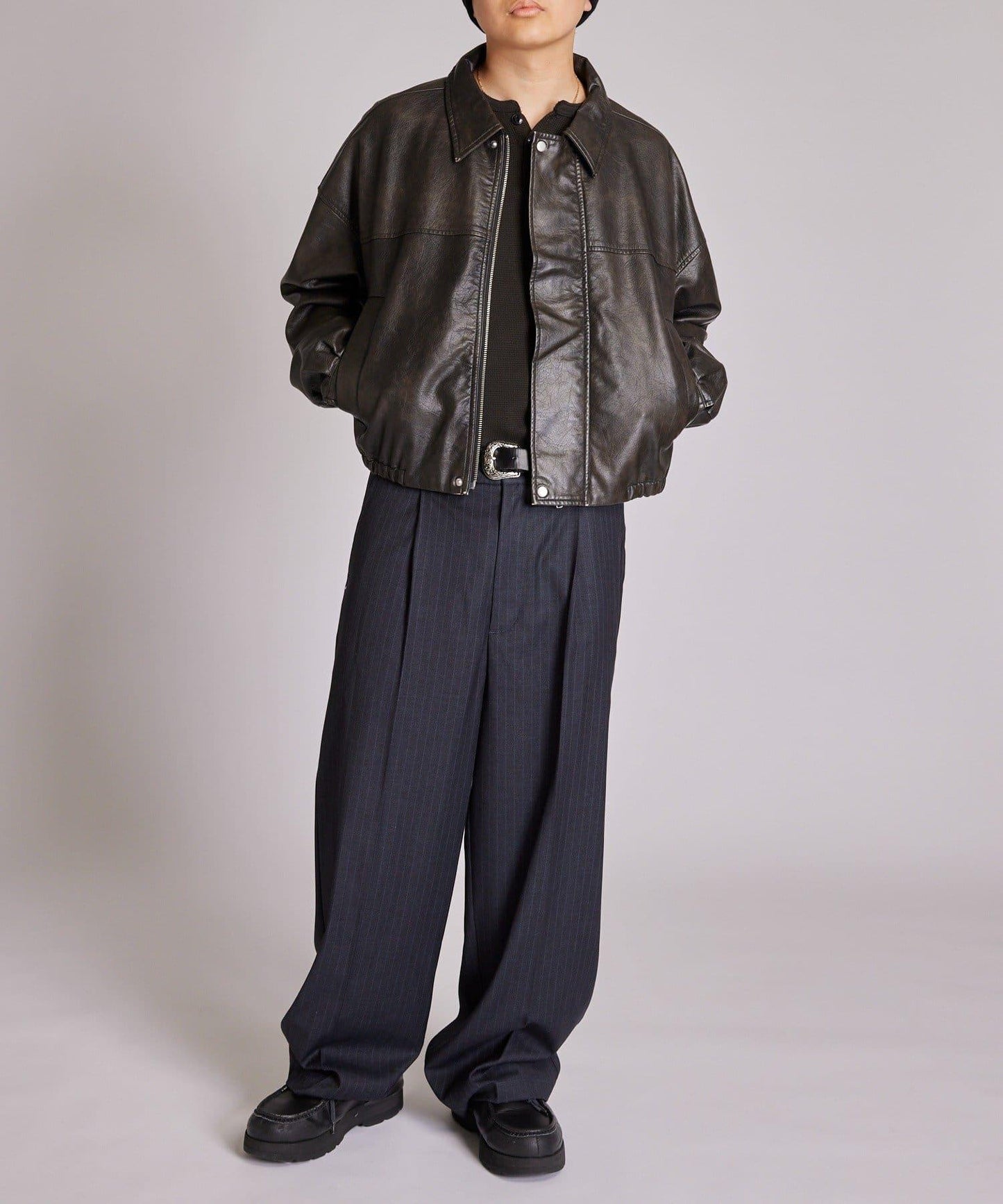 【WHO'S WHO gallery】單褶錐形休閒褲