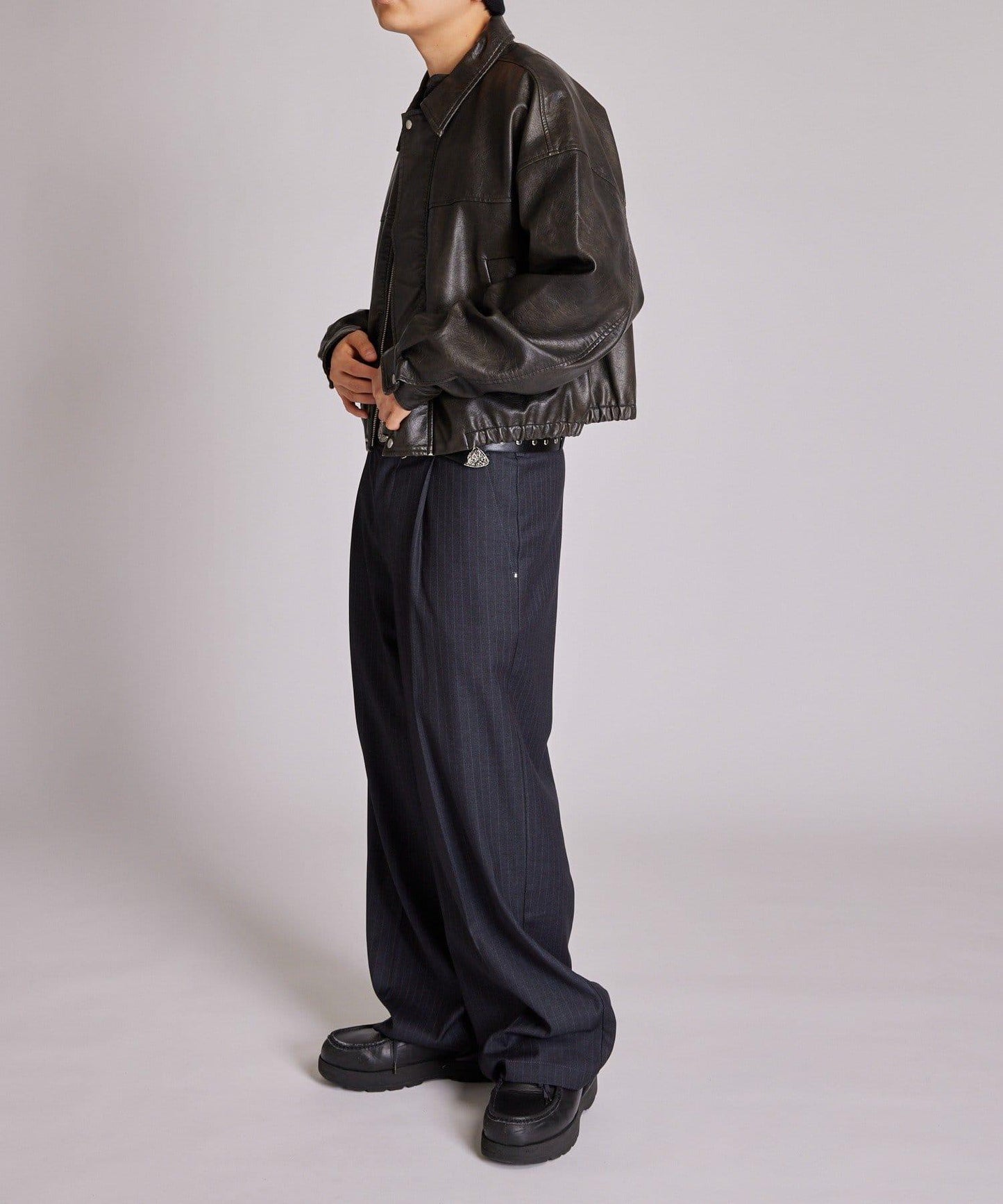 【WHO'S WHO gallery】單褶錐形休閒褲