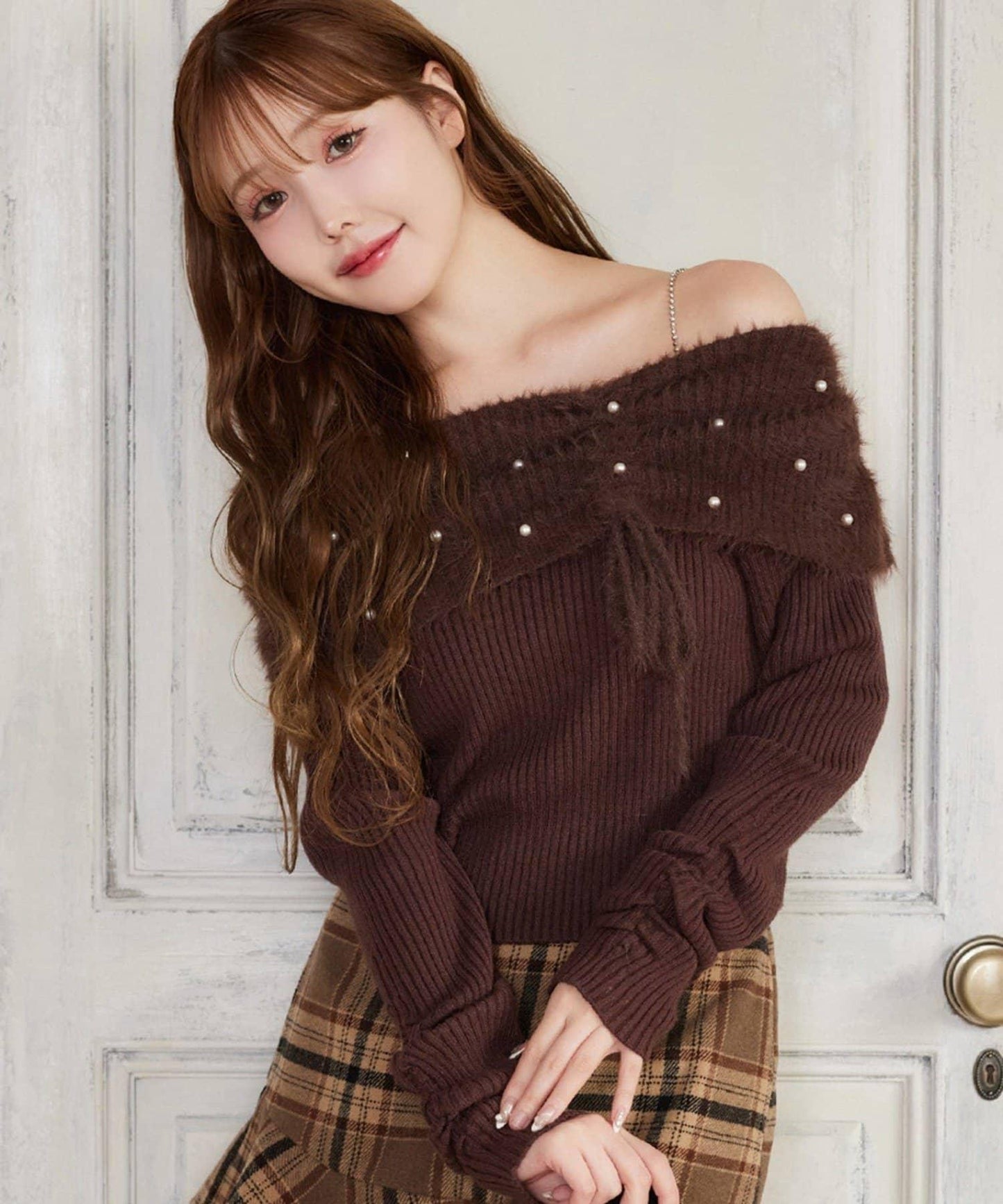 【HolidayCollection】珍珠裝飾露肩針織衫