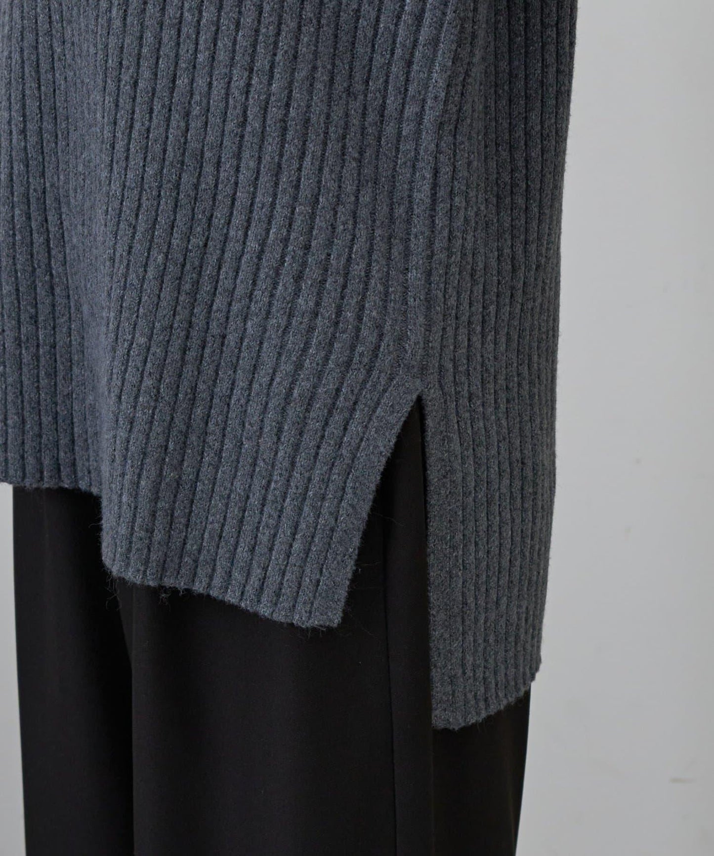 relax羅紋V領針織衫