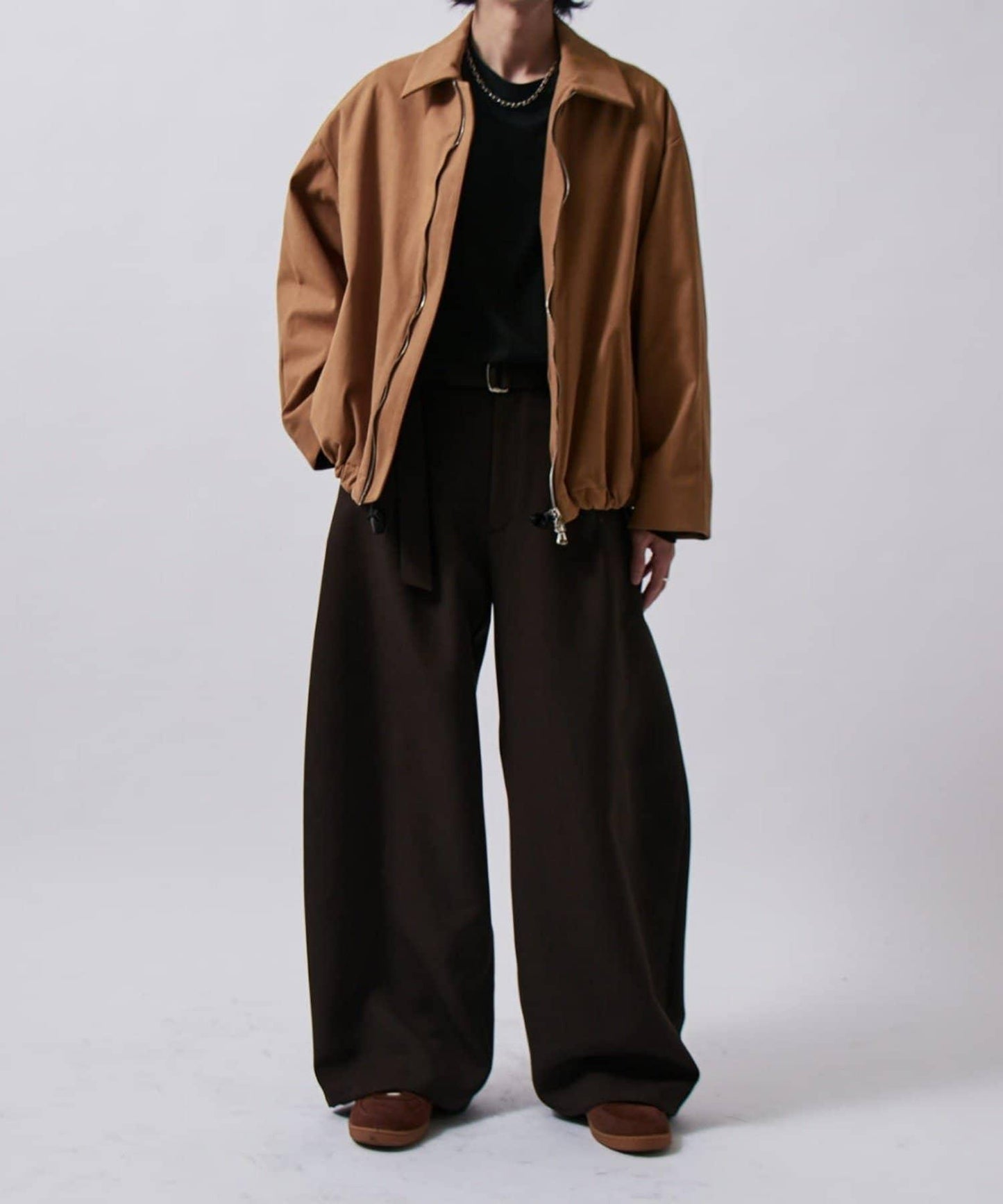 配腰帶雙層布氣球弧形休閒褲