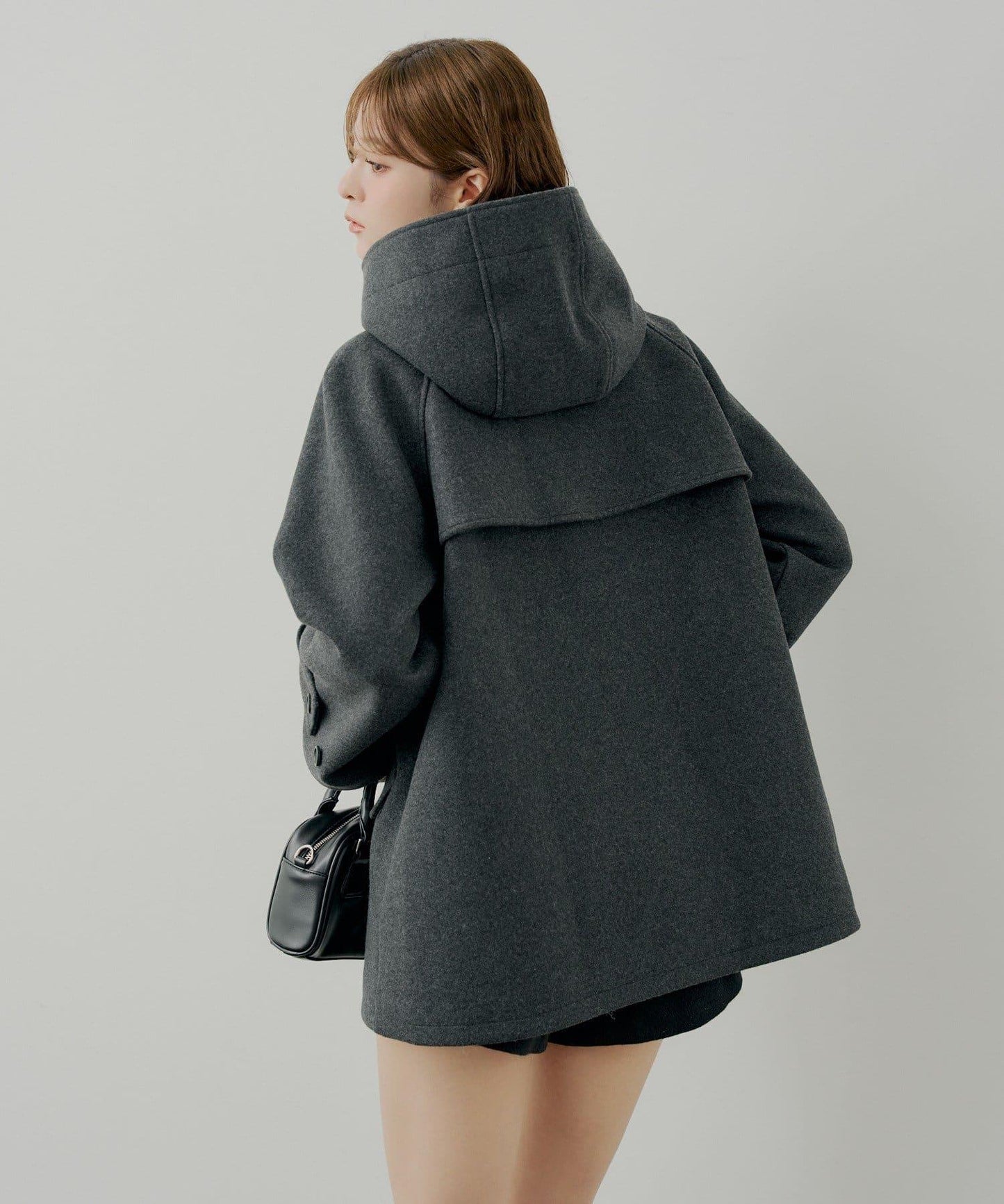 連帽牛角扣中長款大衣