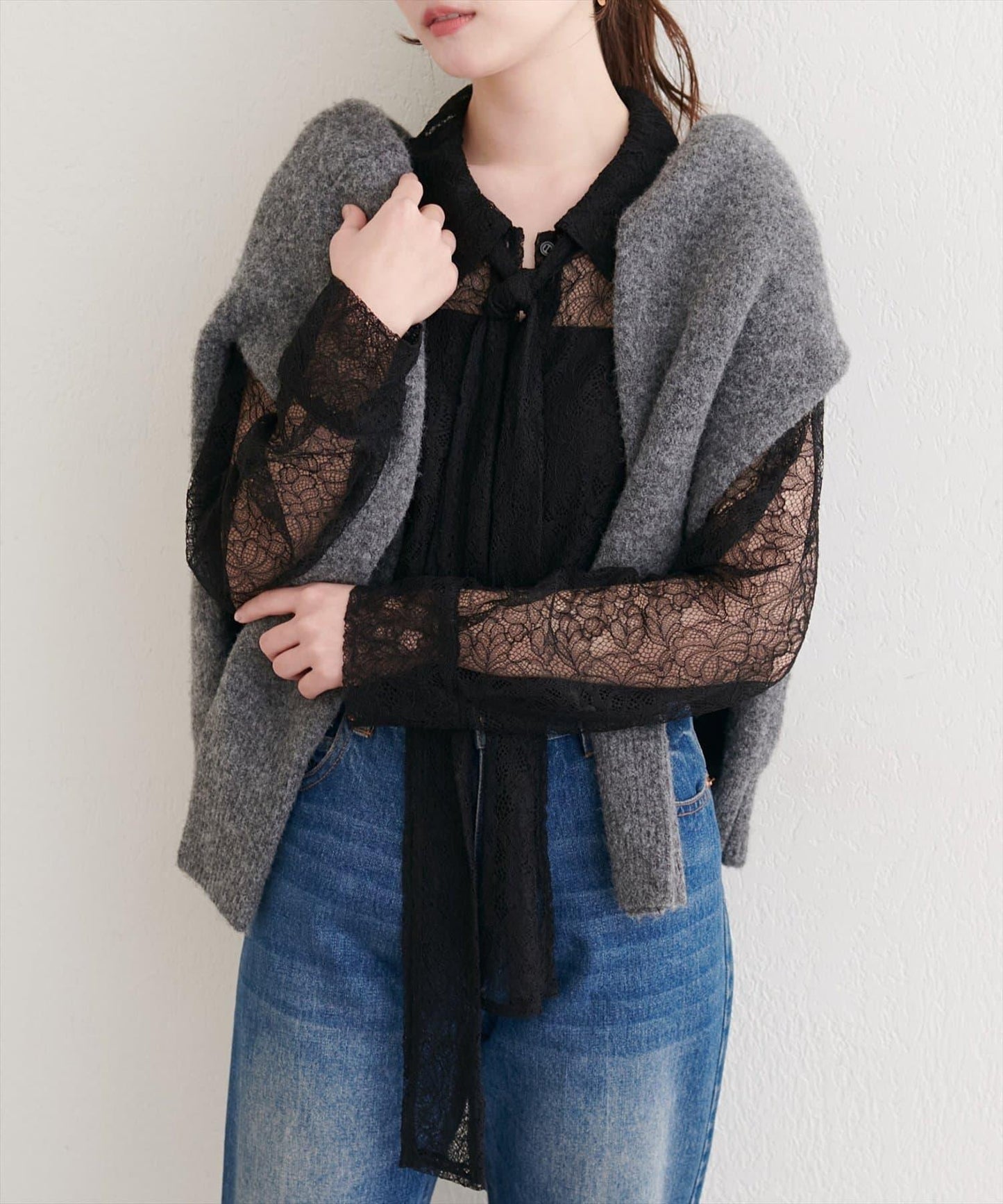 蕾絲蝴蝶結領襯衫