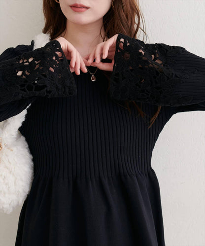 袖部蕾絲荷葉邊針織衫