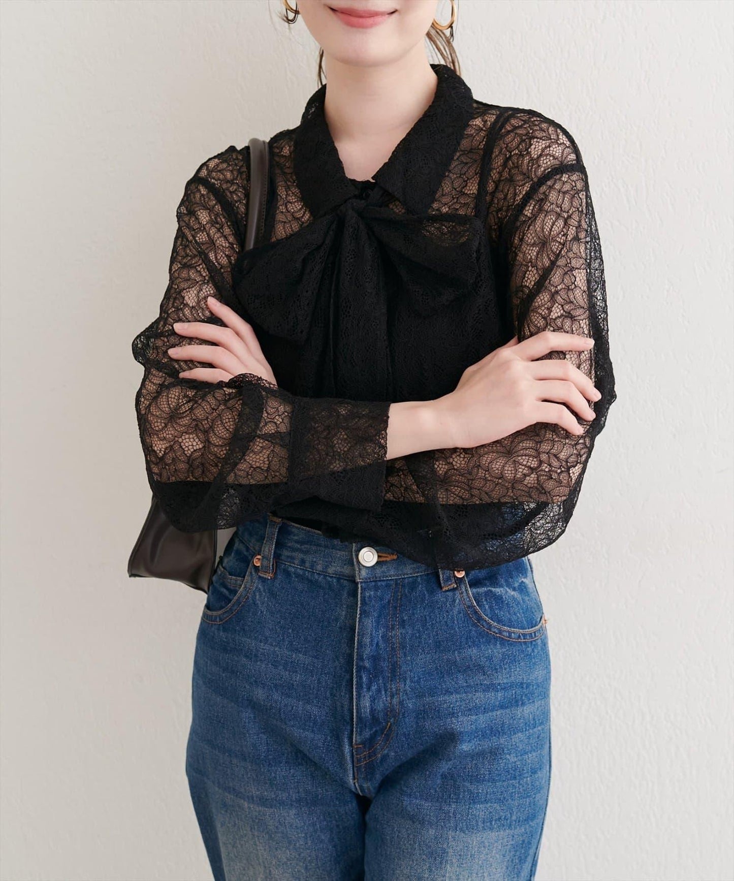 蕾絲蝴蝶結領襯衫