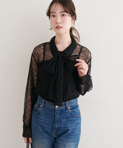 蕾絲蝴蝶結領襯衫