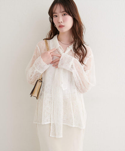 蕾絲蝴蝶結領襯衫
