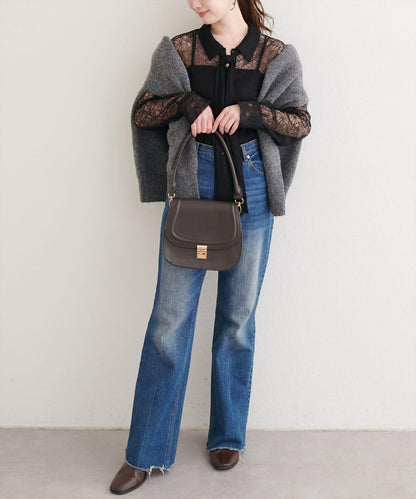 蕾絲蝴蝶結領襯衫