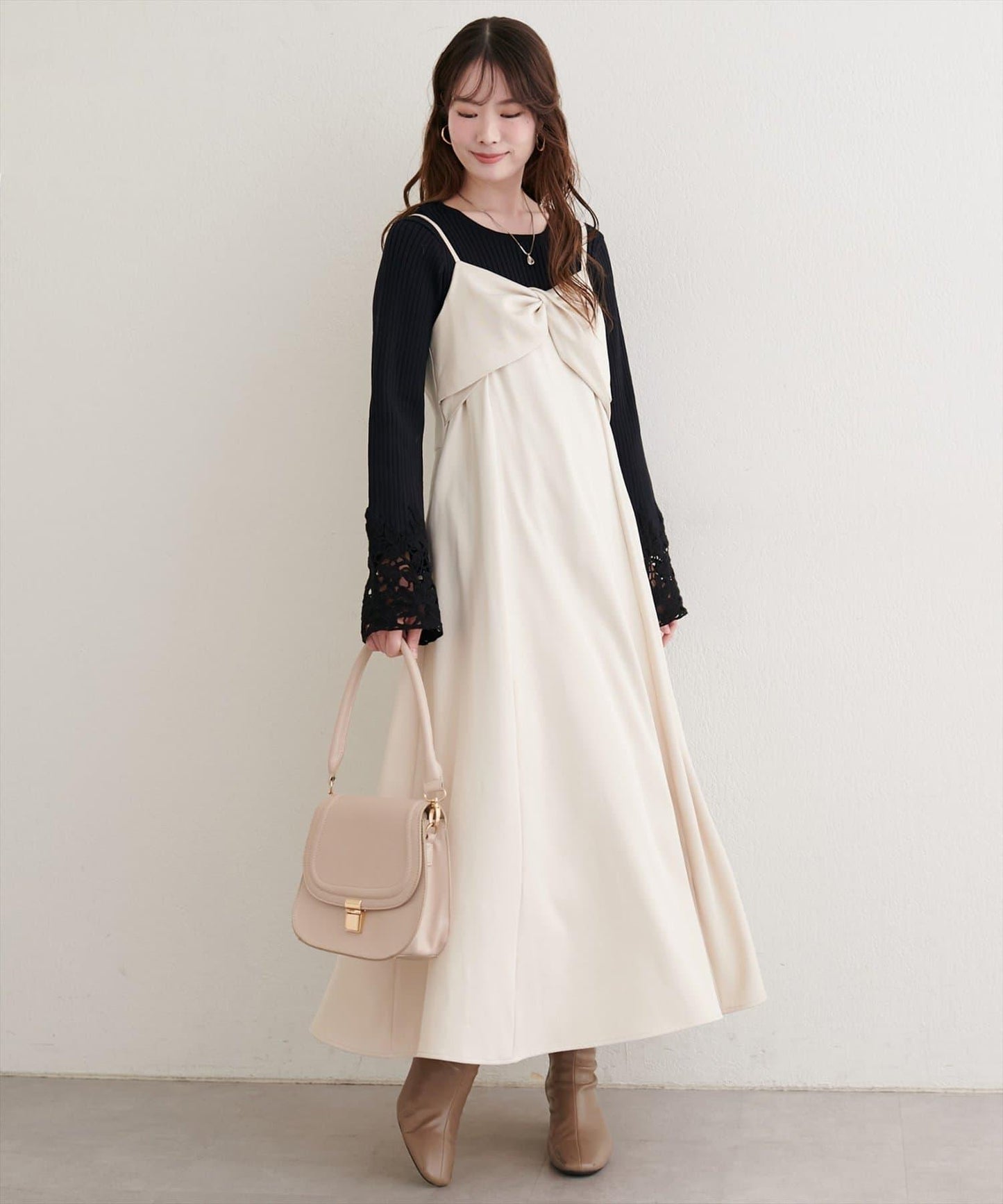 袖部蕾絲荷葉邊針織衫