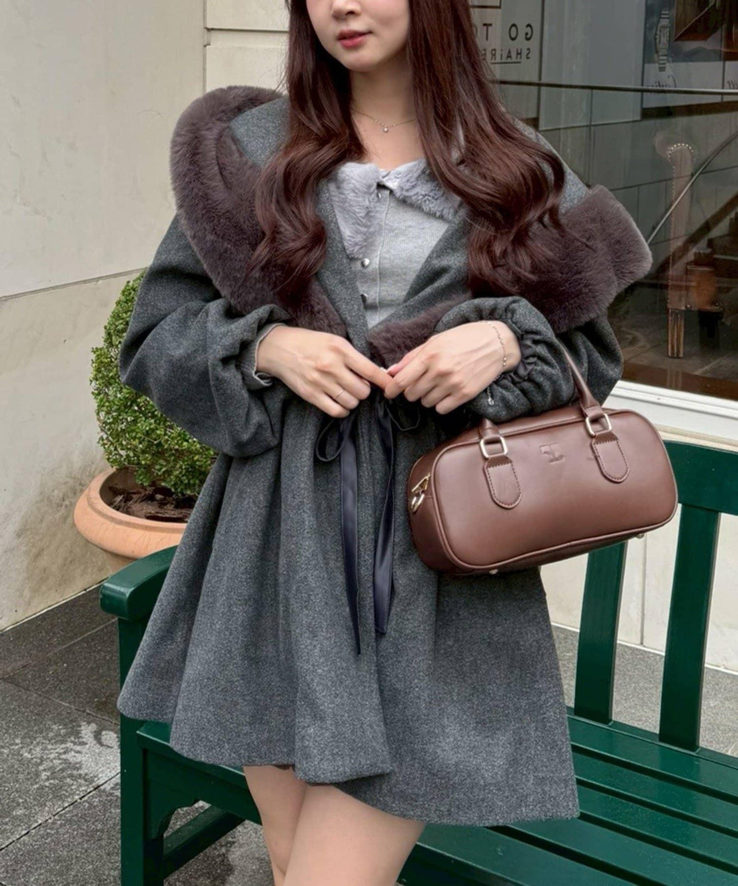 【約會・應援活動也很適合！】毛絨大連帽外套