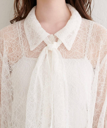 蕾絲蝴蝶結領襯衫