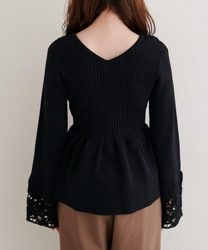 袖部蕾絲荷葉邊針織衫