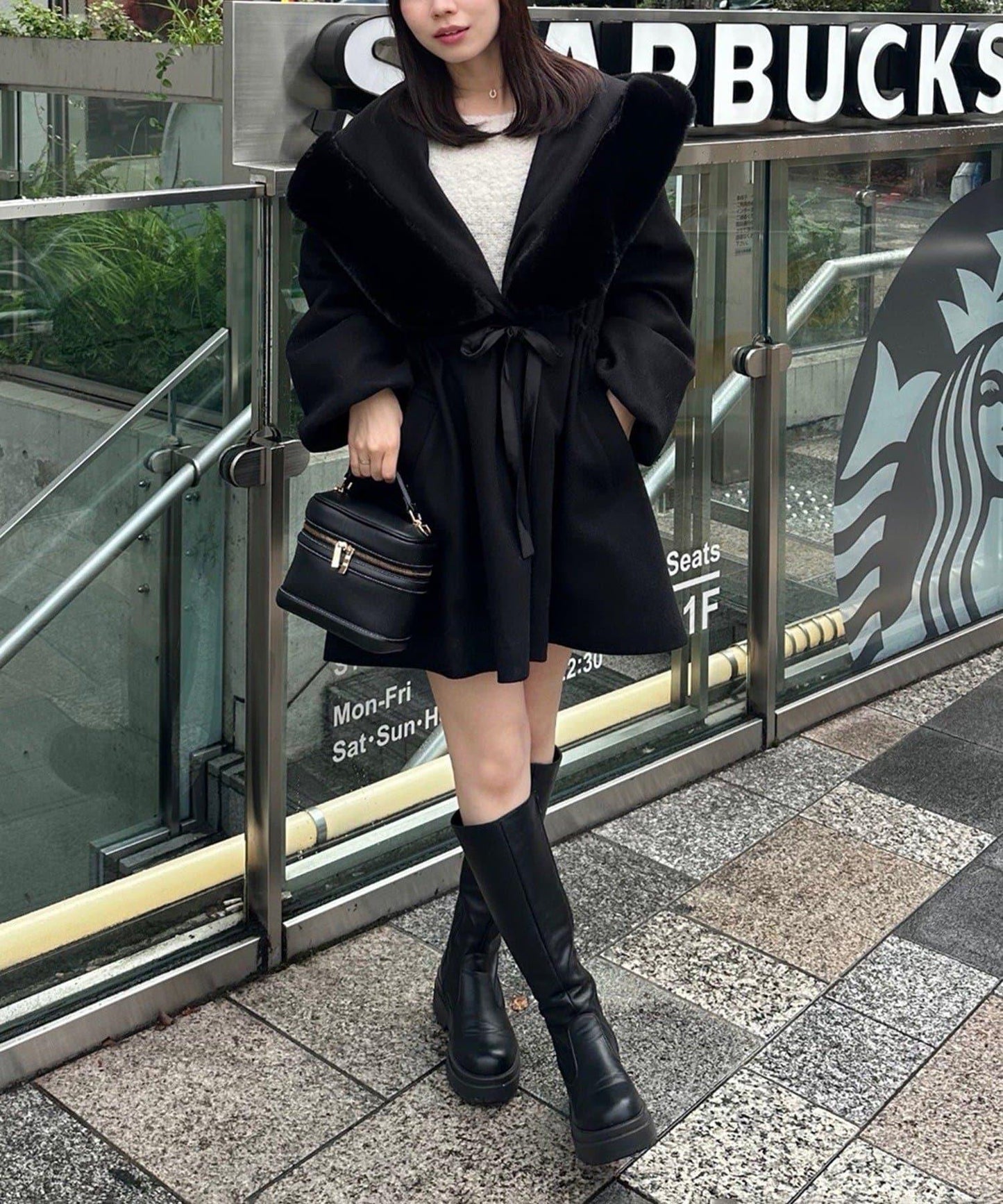 【約會・應援活動也很適合！】毛絨大連帽外套